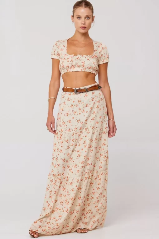 Hot Daisy Top In Wildflower Women Tops