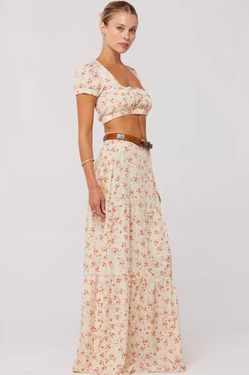 Hot Daisy Top In Wildflower Women Tops