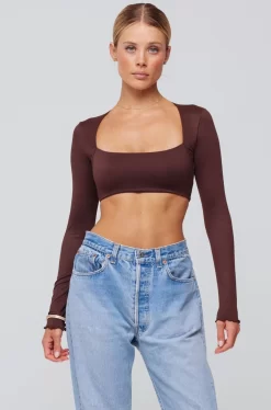 Hot Emily Top In Chocolate Women Tops