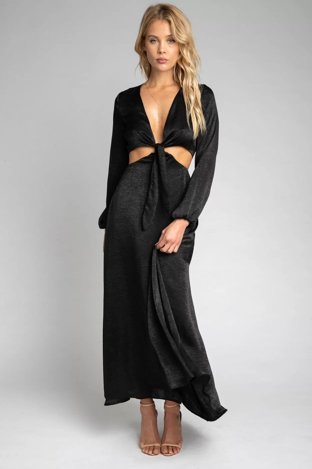 resa_noelle_maxi_dress__black_maxi_dress_with_sleeves_0.webp Cheap Noelle Maxi Dress - Black Maxi Dress With Sleeves Women Dresses