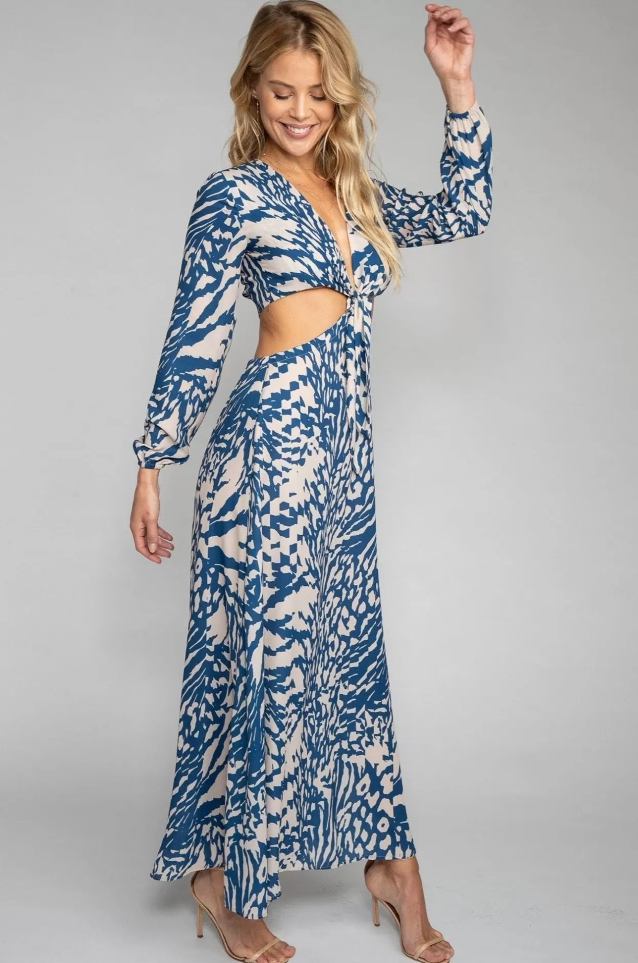 Online Noelle Maxi Dress - Capri Blue & White Maxi Dress With Sleeves Women Dresses