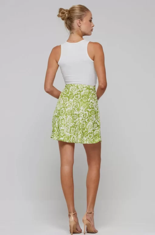 Store Scarlett Skirt In Lotus Women Bottoms